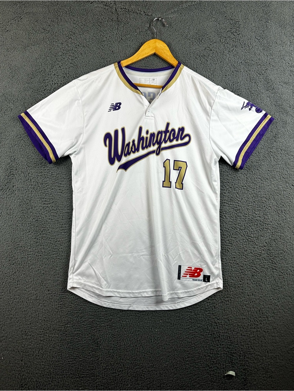 New Balance Washington Huskies Baseball Jersey Mens L White Dean 17 Team Issue
